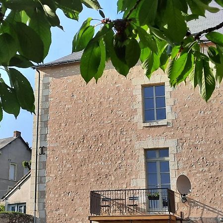 Loire Valley Village Centre Apartment Chezania Le Grand-Pressigny Exterior foto